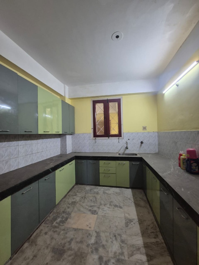 Unfurnished 4bhk in Six Mile, Guwahati, Assam, India for Rent